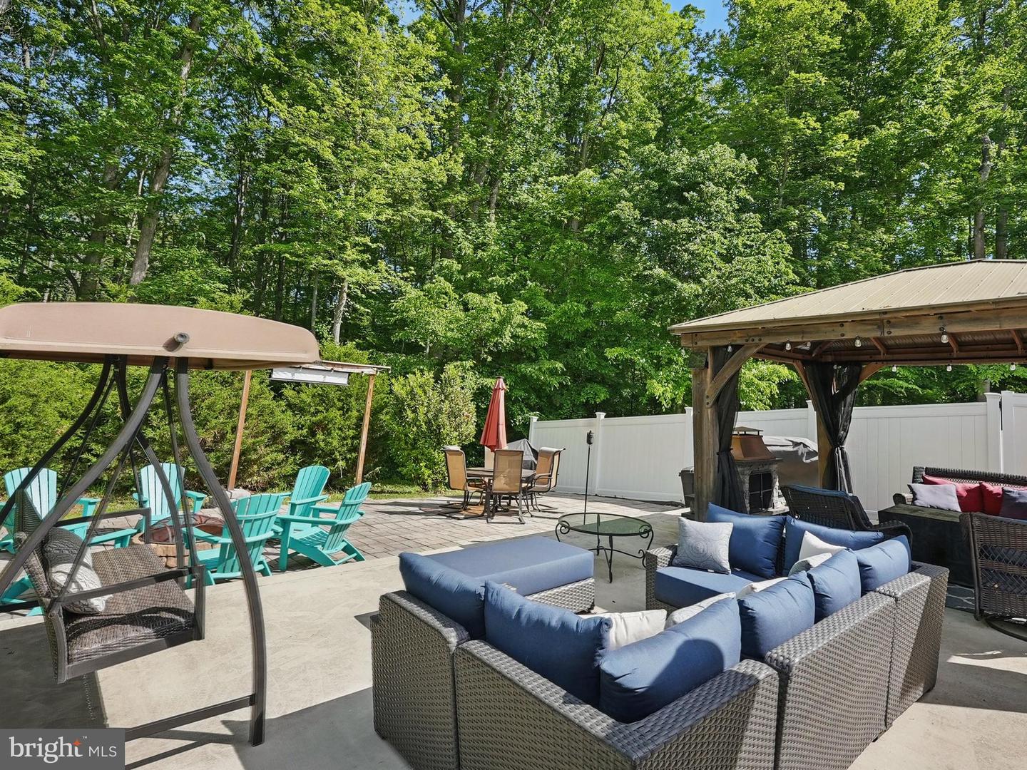 8108 SPRUCE VALLEY LN, CLIFTON, Virginia 20124, 5 Bedrooms Bedrooms, ,5 BathroomsBathrooms,Residential,For sale,8108 SPRUCE VALLEY LN,VAFX2237488 MLS # VAFX2237488