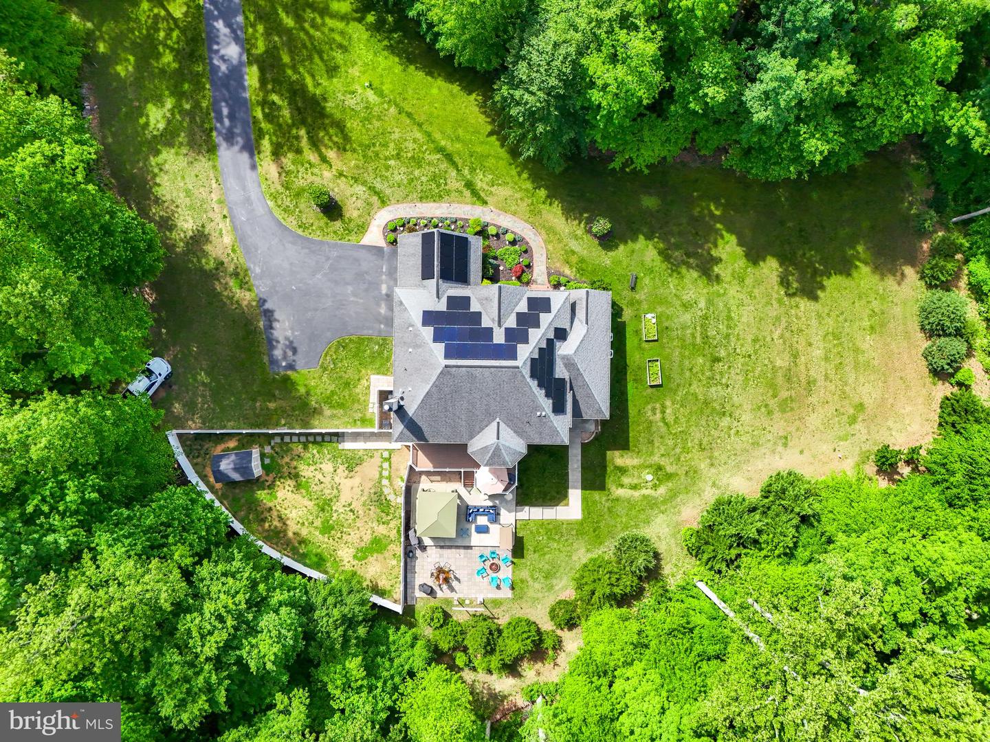 8108 SPRUCE VALLEY LN, CLIFTON, Virginia 20124, 5 Bedrooms Bedrooms, ,5 BathroomsBathrooms,Residential,For sale,8108 SPRUCE VALLEY LN,VAFX2237488 MLS # VAFX2237488