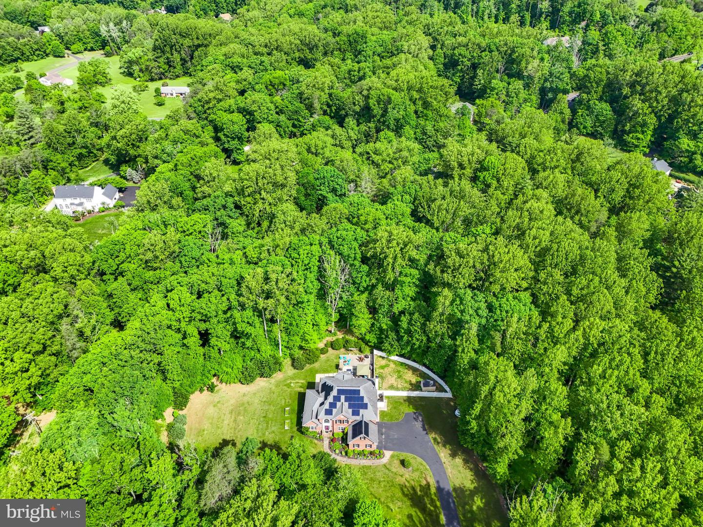 8108 SPRUCE VALLEY LN, CLIFTON, Virginia 20124, 5 Bedrooms Bedrooms, ,5 BathroomsBathrooms,Residential,For sale,8108 SPRUCE VALLEY LN,VAFX2237488 MLS # VAFX2237488