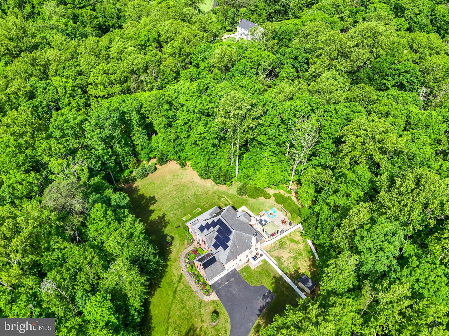 8108 SPRUCE VALLEY LN, CLIFTON, Virginia 20124, 5 Bedrooms Bedrooms, ,5 BathroomsBathrooms,Residential,For sale,8108 SPRUCE VALLEY LN,VAFX2237488 MLS # VAFX2237488