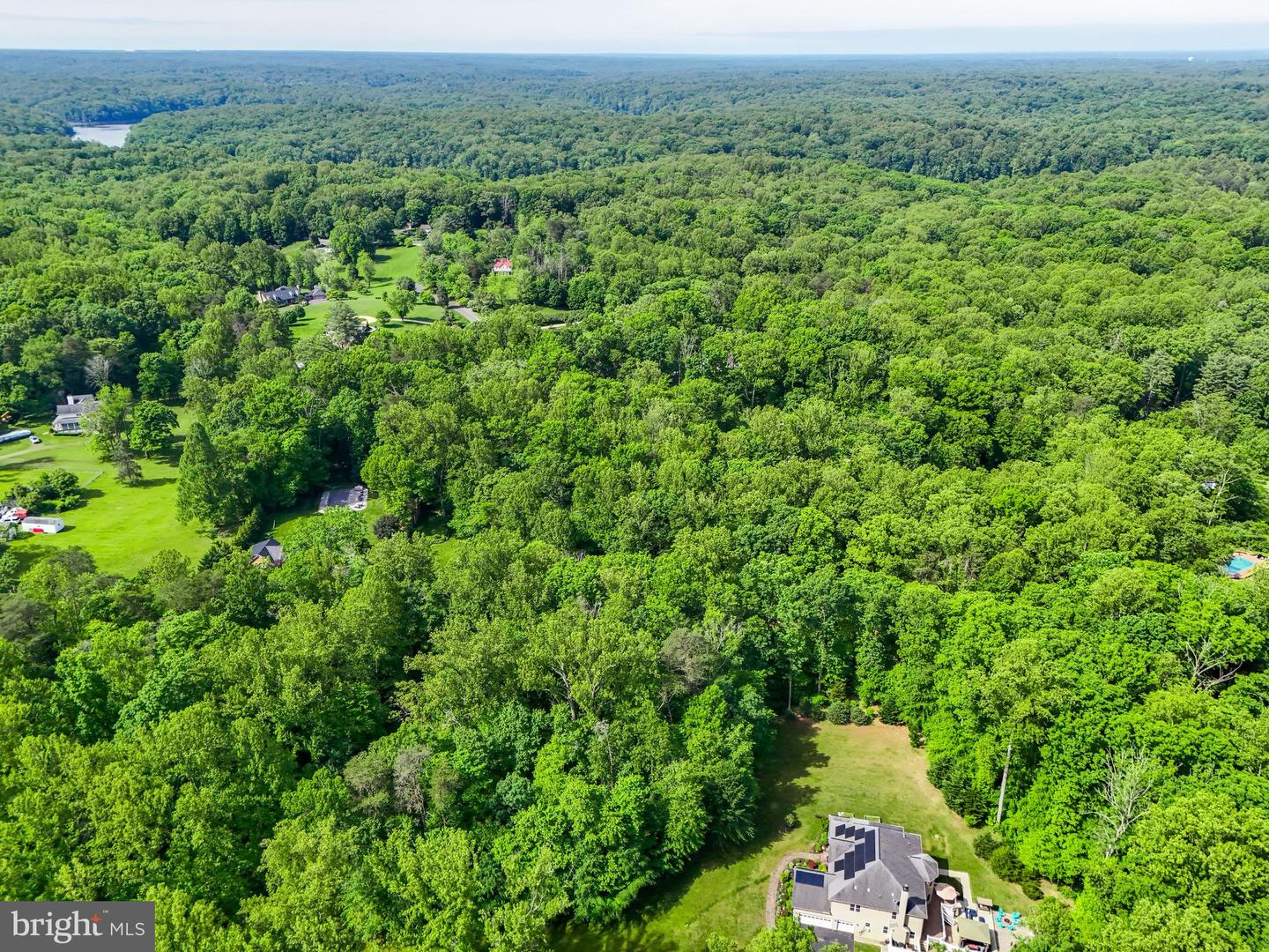 8108 SPRUCE VALLEY LN, CLIFTON, Virginia 20124, 5 Bedrooms Bedrooms, ,5 BathroomsBathrooms,Residential,For sale,8108 SPRUCE VALLEY LN,VAFX2237488 MLS # VAFX2237488