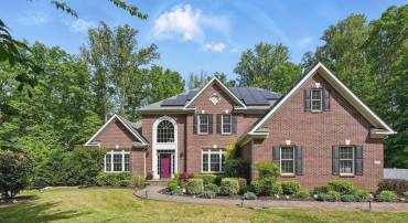 8108 SPRUCE VALLEY LN, CLIFTON, Virginia 20124, 5 Bedrooms Bedrooms, ,5 BathroomsBathrooms,Residential,For sale,8108 SPRUCE VALLEY LN,VAFX2237488 MLS # VAFX2237488