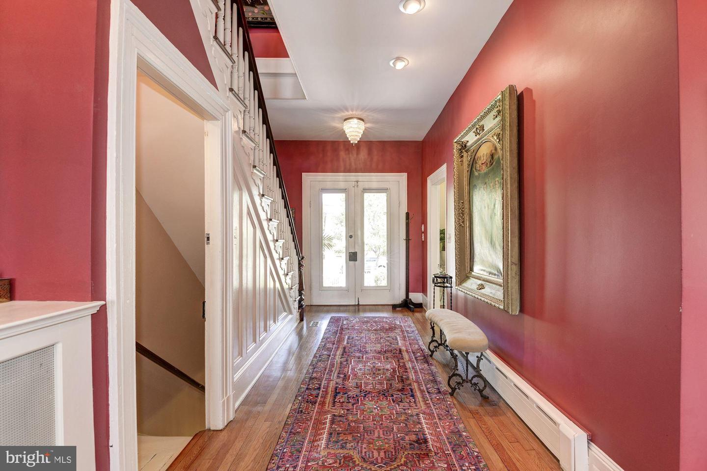 2010 FALL HILL AVE, FREDERICKSBURG, Virginia 22401, 5 Bedrooms Bedrooms, ,5 BathroomsBathrooms,Residential,For sale,2010 FALL HILL AVE,VAFB2008076 MLS # VAFB2008076