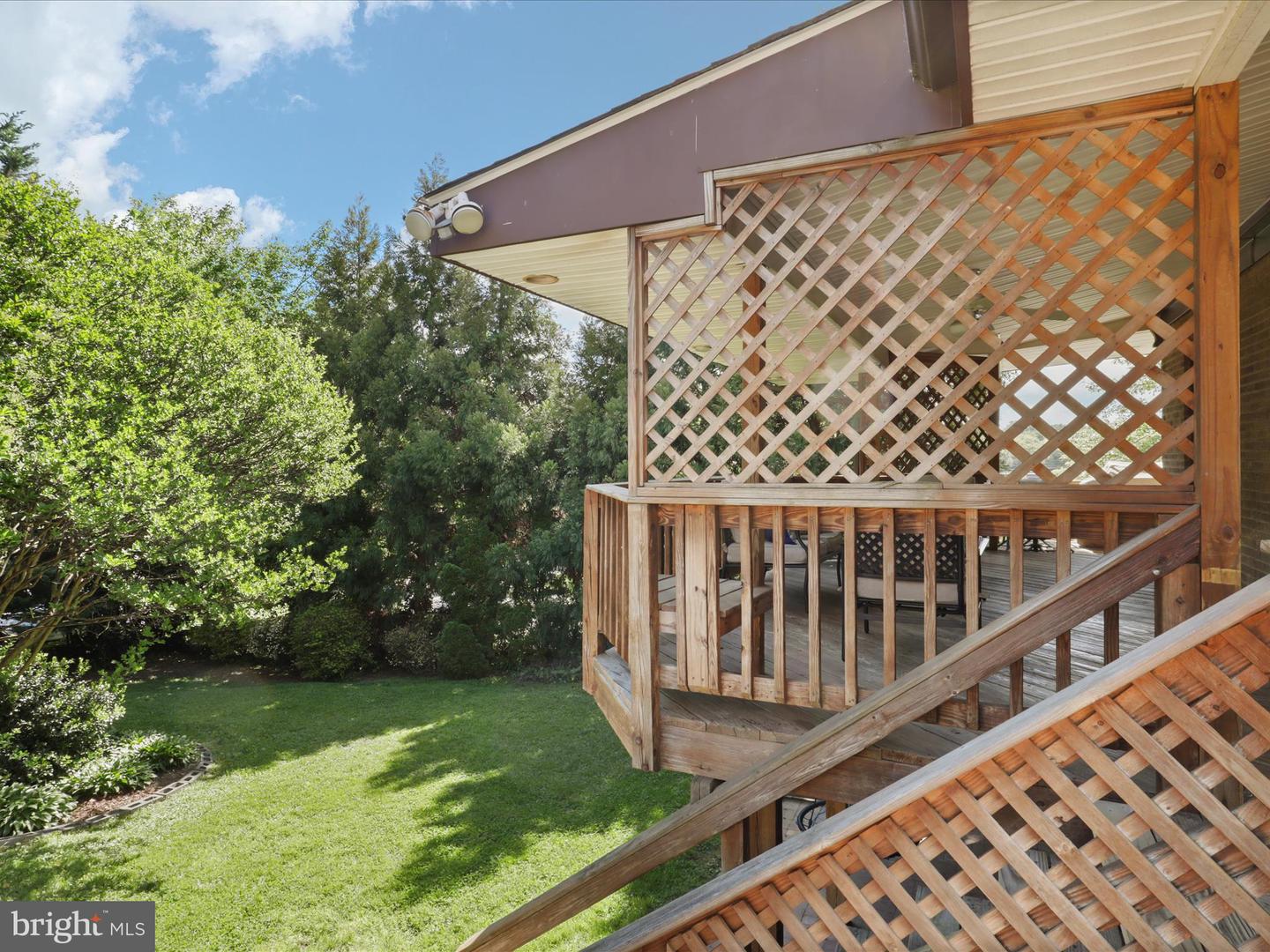 5929 WASHINGTON BLVD, ARLINGTON, Virginia 22205, 2 Bedrooms Bedrooms, ,2 BathroomsBathrooms,Residential,For sale,5929 WASHINGTON BLVD,VAAR2056772 MLS # VAAR2056772