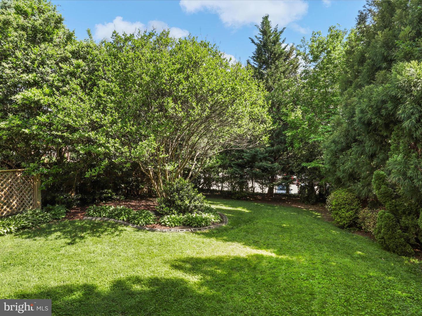 5929 WASHINGTON BLVD, ARLINGTON, Virginia 22205, 2 Bedrooms Bedrooms, ,2 BathroomsBathrooms,Residential,For sale,5929 WASHINGTON BLVD,VAAR2056772 MLS # VAAR2056772
