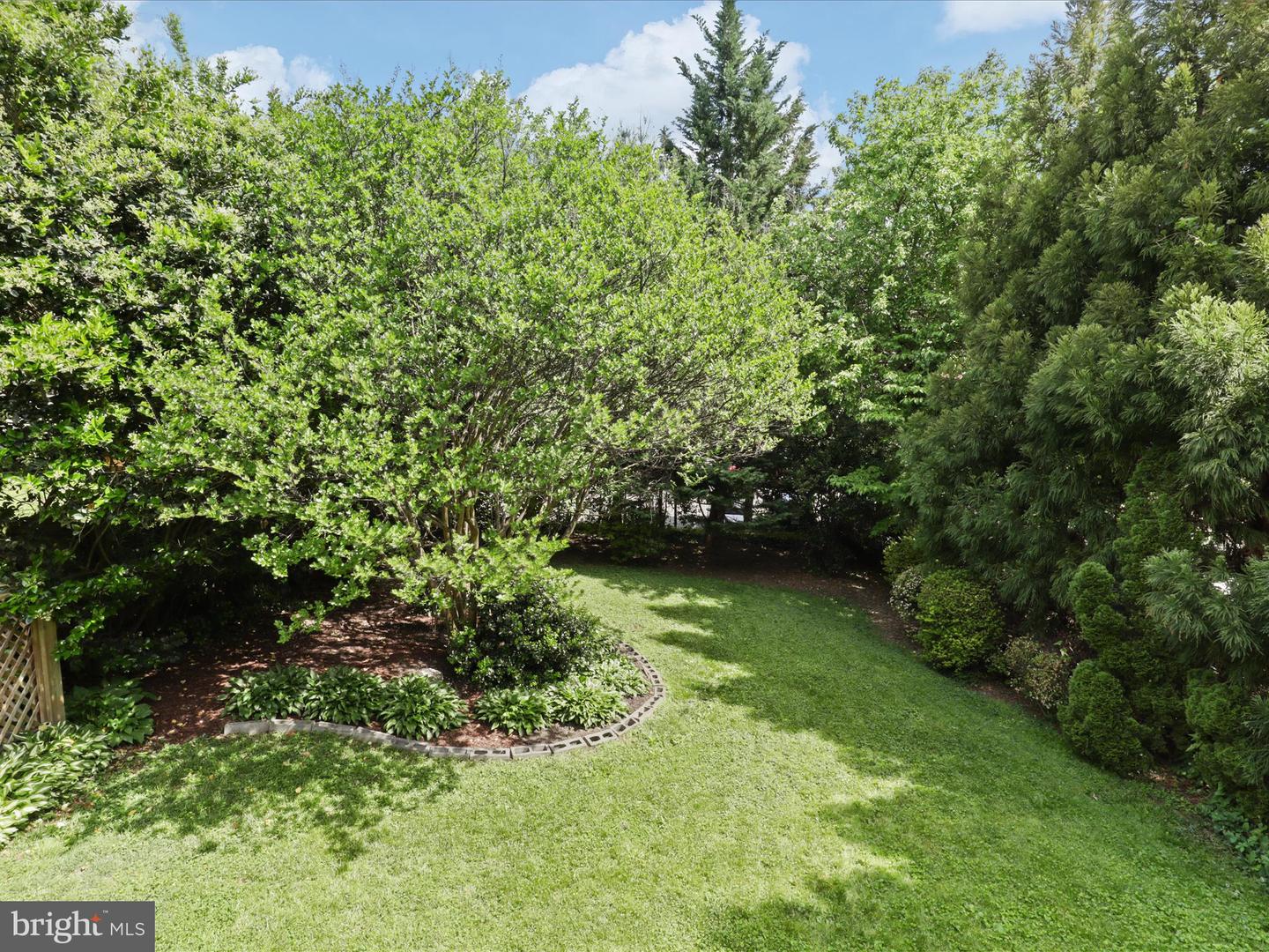 5929 WASHINGTON BLVD, ARLINGTON, Virginia 22205, 2 Bedrooms Bedrooms, ,2 BathroomsBathrooms,Residential,For sale,5929 WASHINGTON BLVD,VAAR2056772 MLS # VAAR2056772