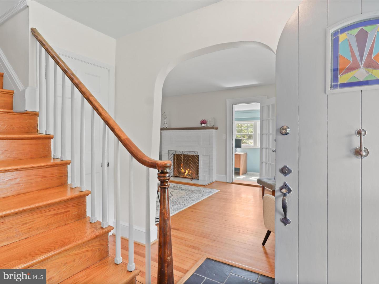 5929 WASHINGTON BLVD, ARLINGTON, Virginia 22205, 2 Bedrooms Bedrooms, ,2 BathroomsBathrooms,Residential,For sale,5929 WASHINGTON BLVD,VAAR2056772 MLS # VAAR2056772