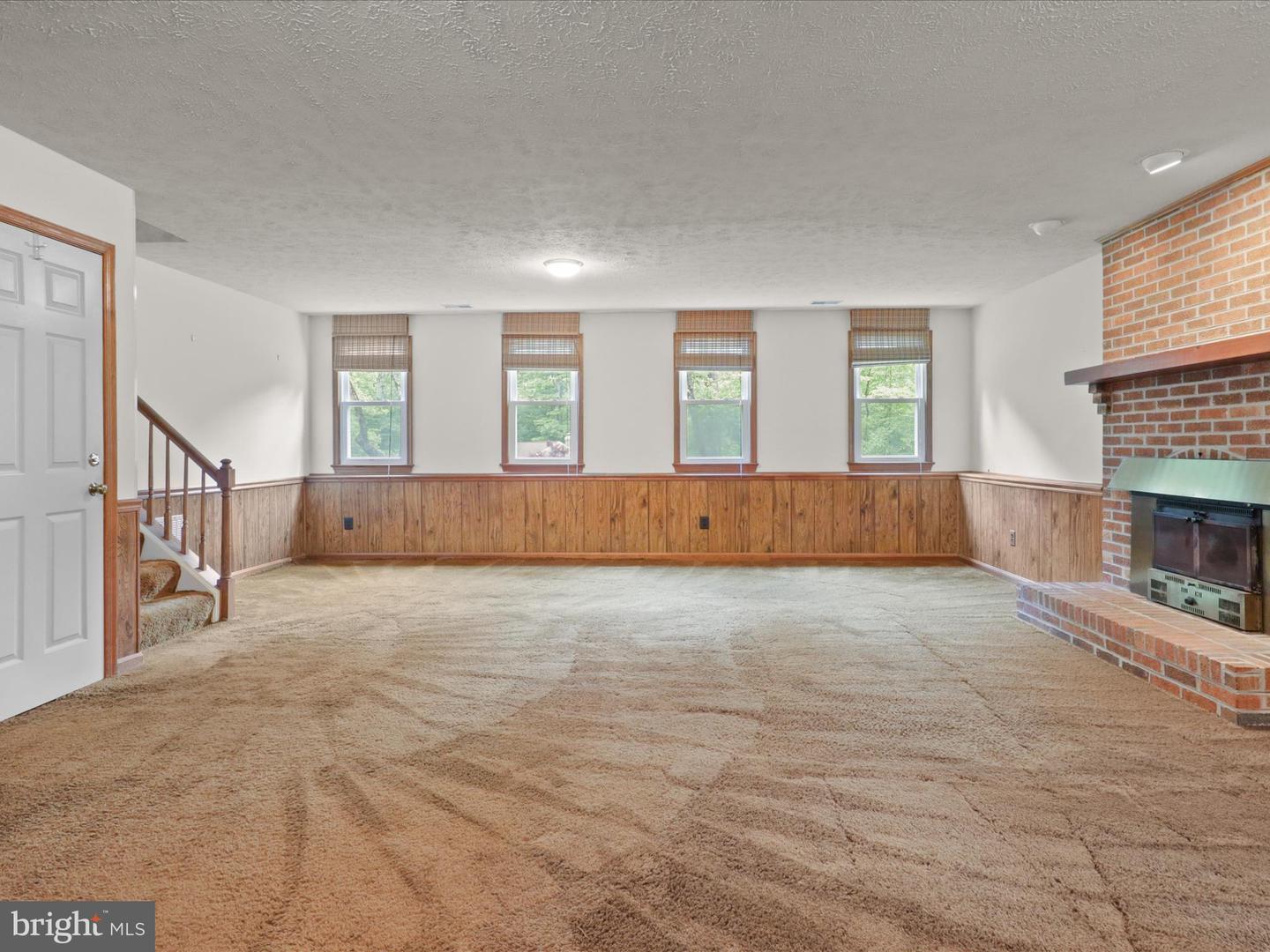 11302 ALMS HOUSE CT, FAIRFAX STATION, Virginia 22039, 4 Bedrooms Bedrooms, ,2 BathroomsBathrooms,Residential,For sale,11302 ALMS HOUSE CT,VAFX2237600 MLS # VAFX2237600