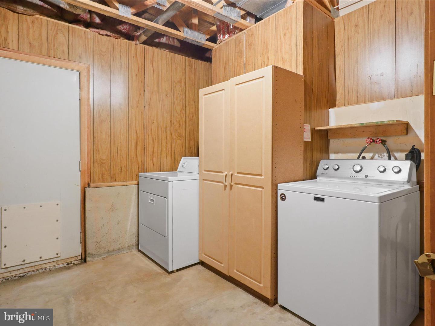 11302 ALMS HOUSE CT, FAIRFAX STATION, Virginia 22039, 4 Bedrooms Bedrooms, ,2 BathroomsBathrooms,Residential,For sale,11302 ALMS HOUSE CT,VAFX2237600 MLS # VAFX2237600