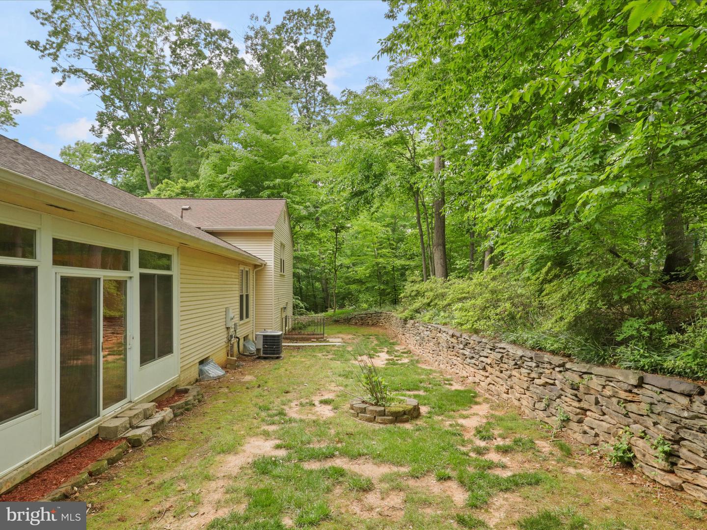 11302 ALMS HOUSE CT, FAIRFAX STATION, Virginia 22039, 4 Bedrooms Bedrooms, ,2 BathroomsBathrooms,Residential,For sale,11302 ALMS HOUSE CT,VAFX2237600 MLS # VAFX2237600