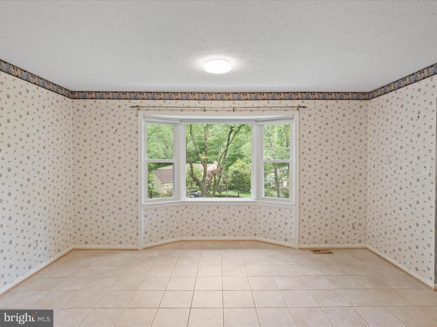 11302 ALMS HOUSE CT, FAIRFAX STATION, Virginia 22039, 4 Bedrooms Bedrooms, ,2 BathroomsBathrooms,Residential,For sale,11302 ALMS HOUSE CT,VAFX2237600 MLS # VAFX2237600