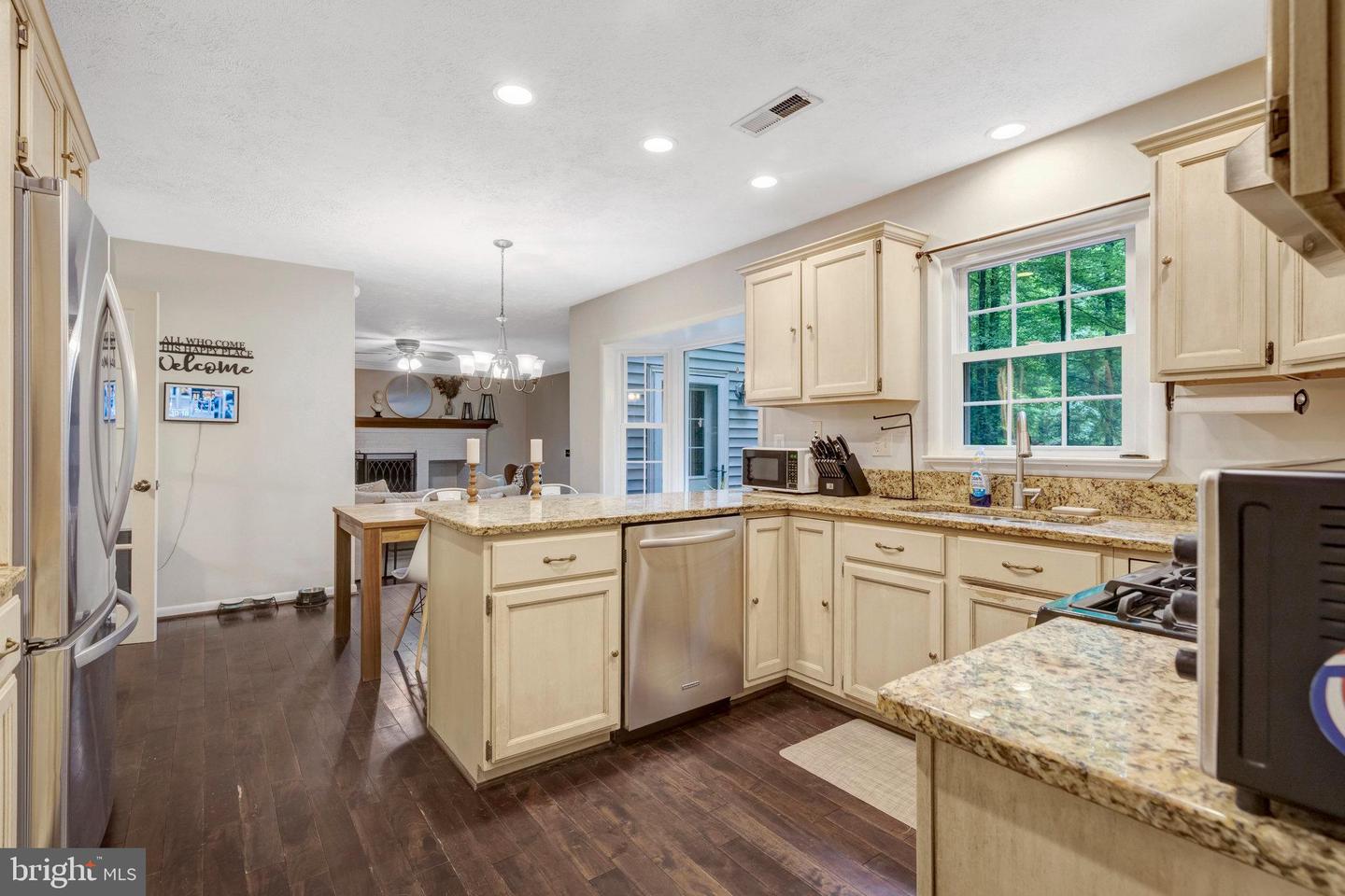7410 TERRANOVA DR, WARRENTON, Virginia 20187, 4 Bedrooms Bedrooms, ,2 BathroomsBathrooms,Residential,For sale,7410 TERRANOVA DR,VAFQ2016420 MLS # VAFQ2016420