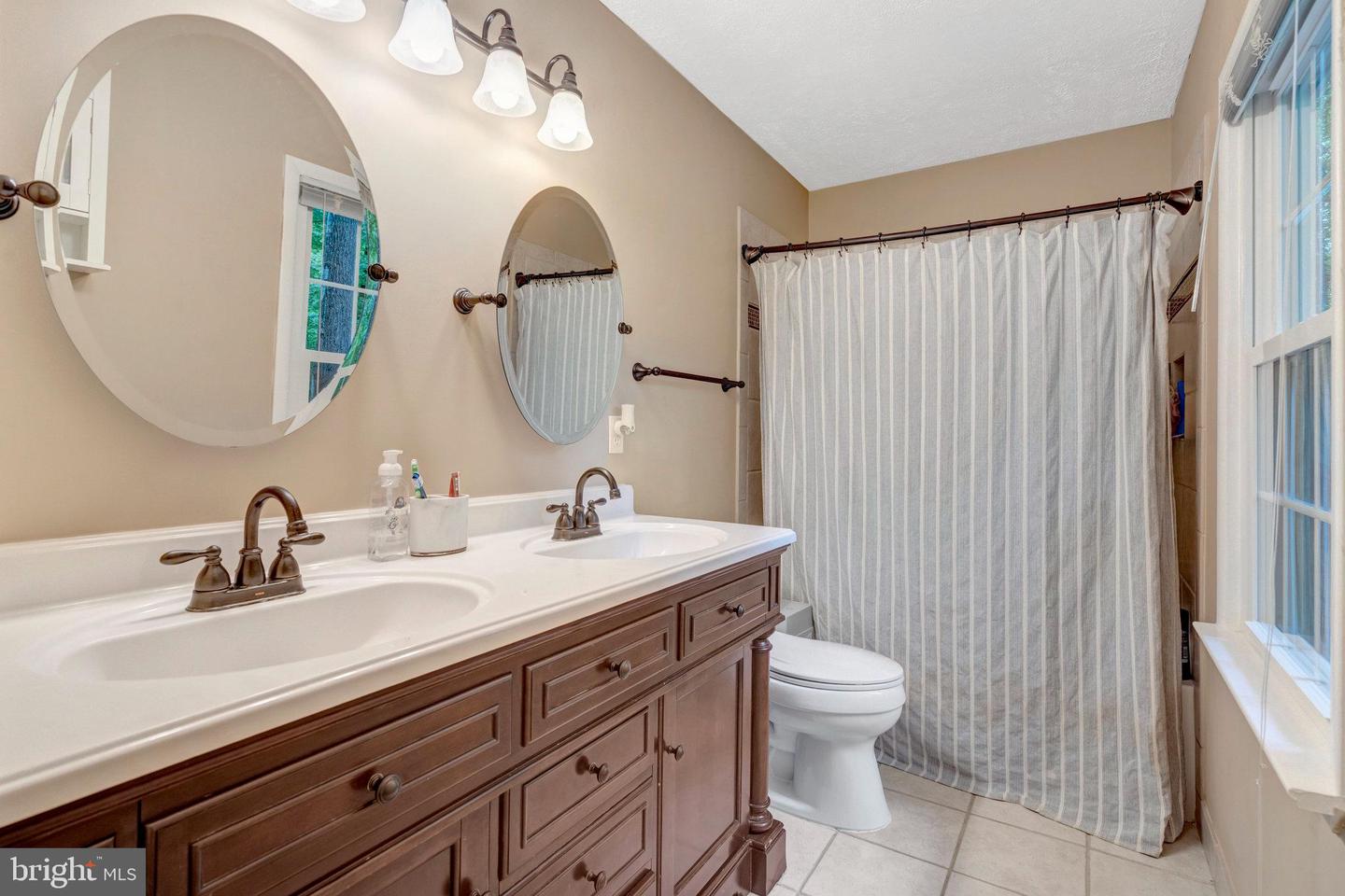 7410 TERRANOVA DR, WARRENTON, Virginia 20187, 4 Bedrooms Bedrooms, ,2 BathroomsBathrooms,Residential,For sale,7410 TERRANOVA DR,VAFQ2016420 MLS # VAFQ2016420