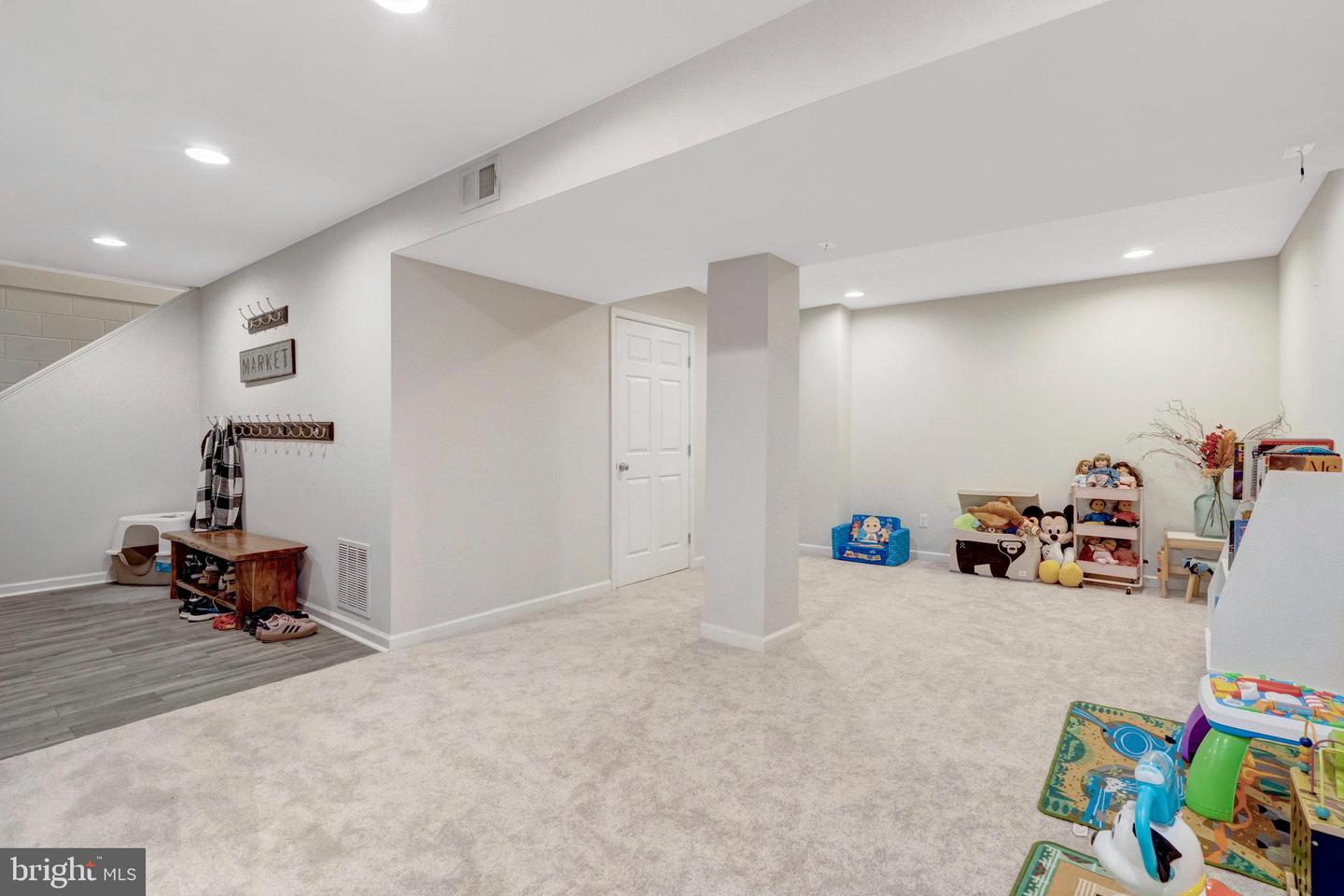 7410 TERRANOVA DR, WARRENTON, Virginia 20187, 4 Bedrooms Bedrooms, ,2 BathroomsBathrooms,Residential,For sale,7410 TERRANOVA DR,VAFQ2016420 MLS # VAFQ2016420