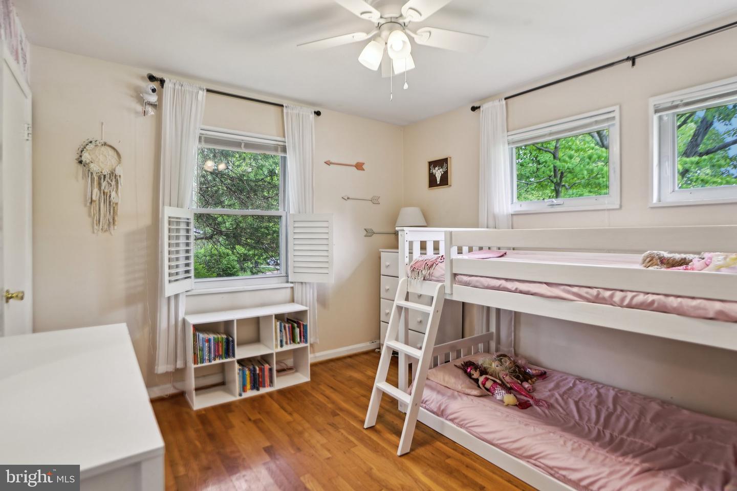6126 HILLVIEW AVE, ALEXANDRIA, Virginia 22310, 4 Bedrooms Bedrooms, ,2 BathroomsBathrooms,Residential,For sale,6126 HILLVIEW AVE,VAFX2237630 MLS # VAFX2237630