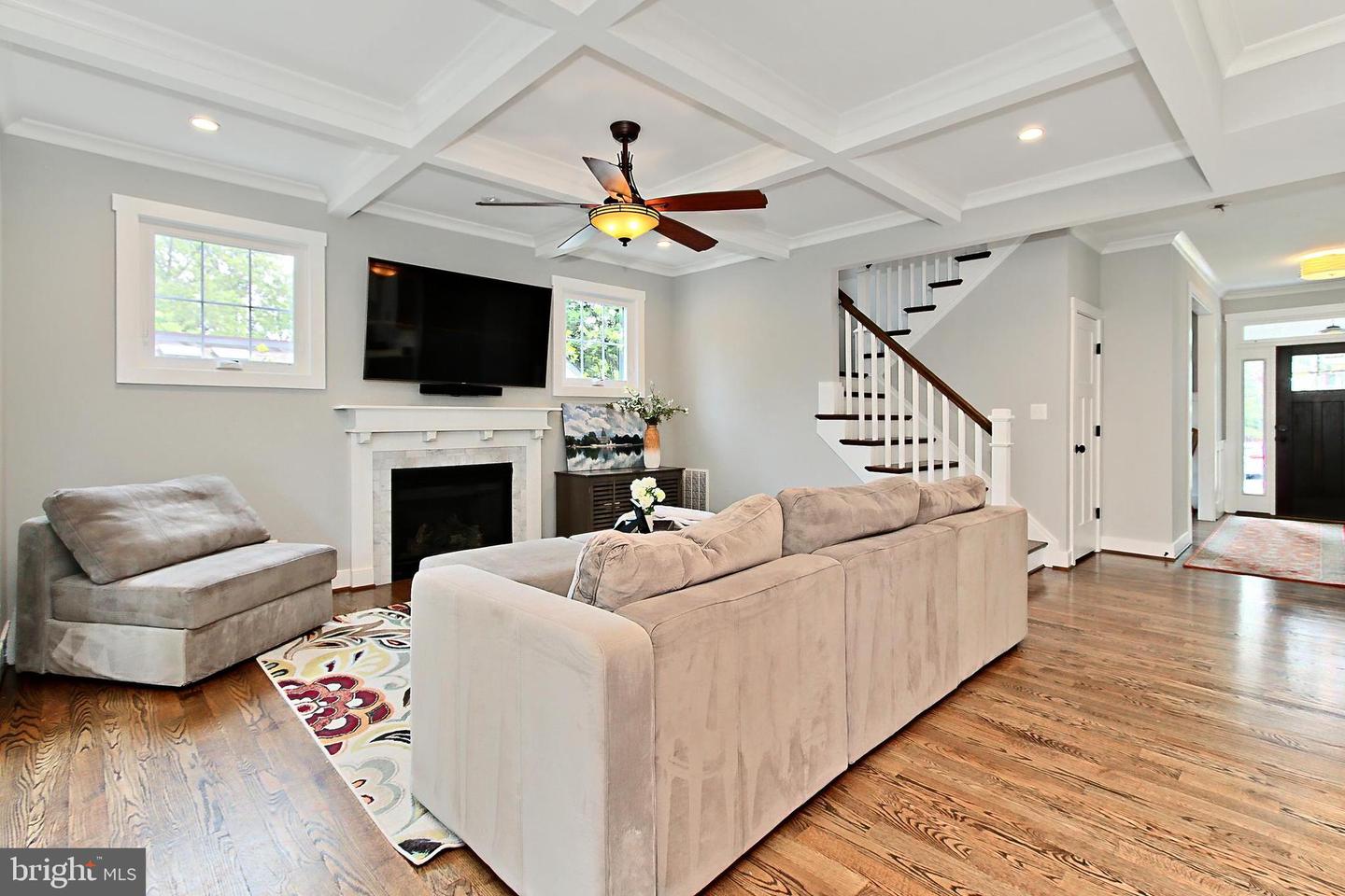 1304 TRACY PL, FALLS CHURCH, Virginia 22046, 5 Bedrooms Bedrooms, ,4 BathroomsBathrooms,Residential,For sale,1304 TRACY PL,VAFA2002948 MLS # VAFA2002948