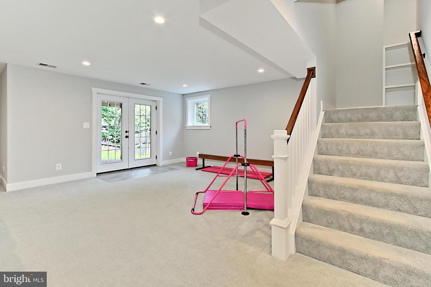 1304 TRACY PL, FALLS CHURCH, Virginia 22046, 5 Bedrooms Bedrooms, ,4 BathroomsBathrooms,Residential,For sale,1304 TRACY PL,VAFA2002948 MLS # VAFA2002948