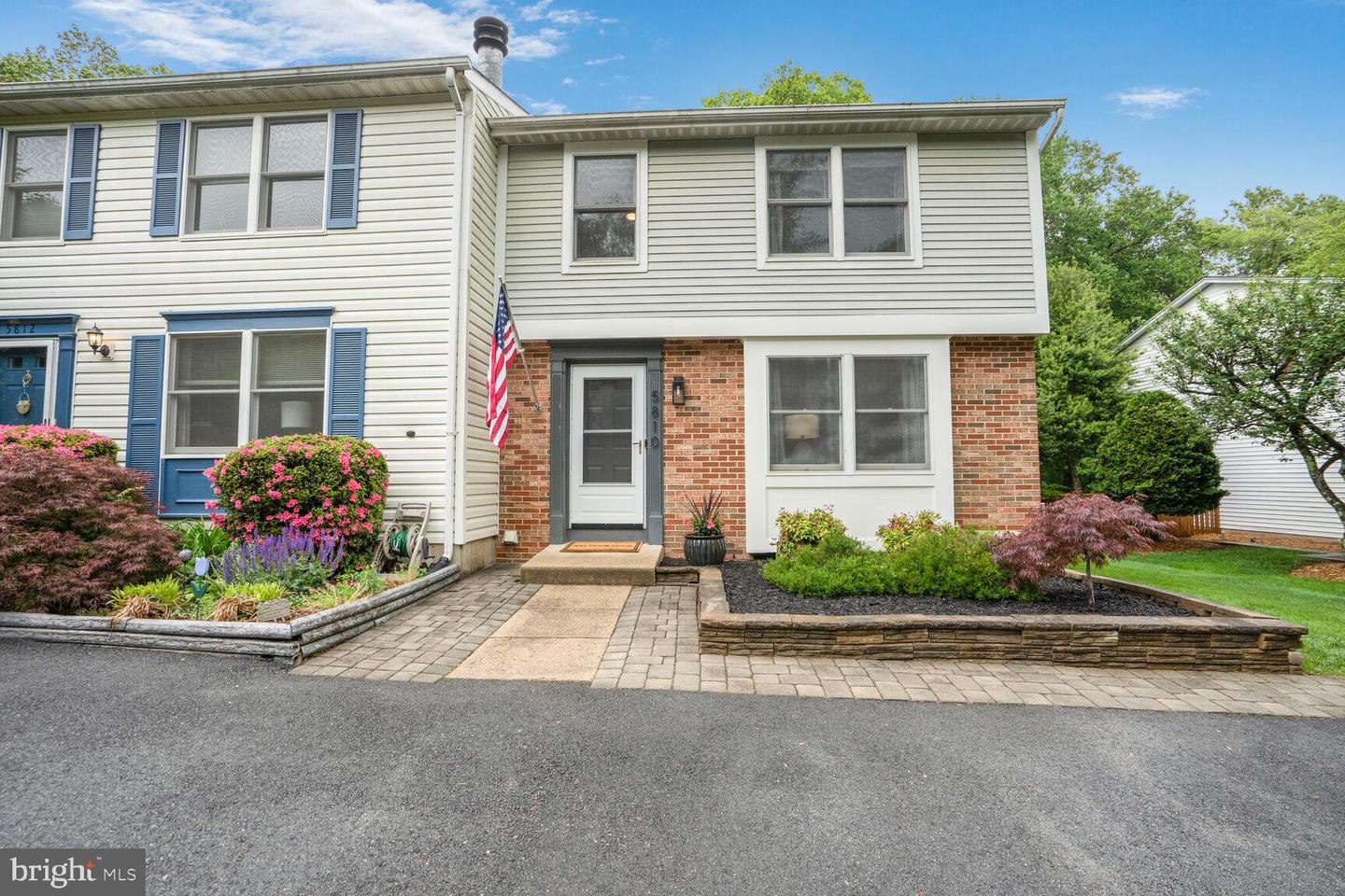 5810 CANVASBACK RD, BURKE, Virginia 22015, 3 Bedrooms Bedrooms, ,3 BathroomsBathrooms,Residential,For sale,5810 CANVASBACK RD,VAFX2237656 MLS # VAFX2237656