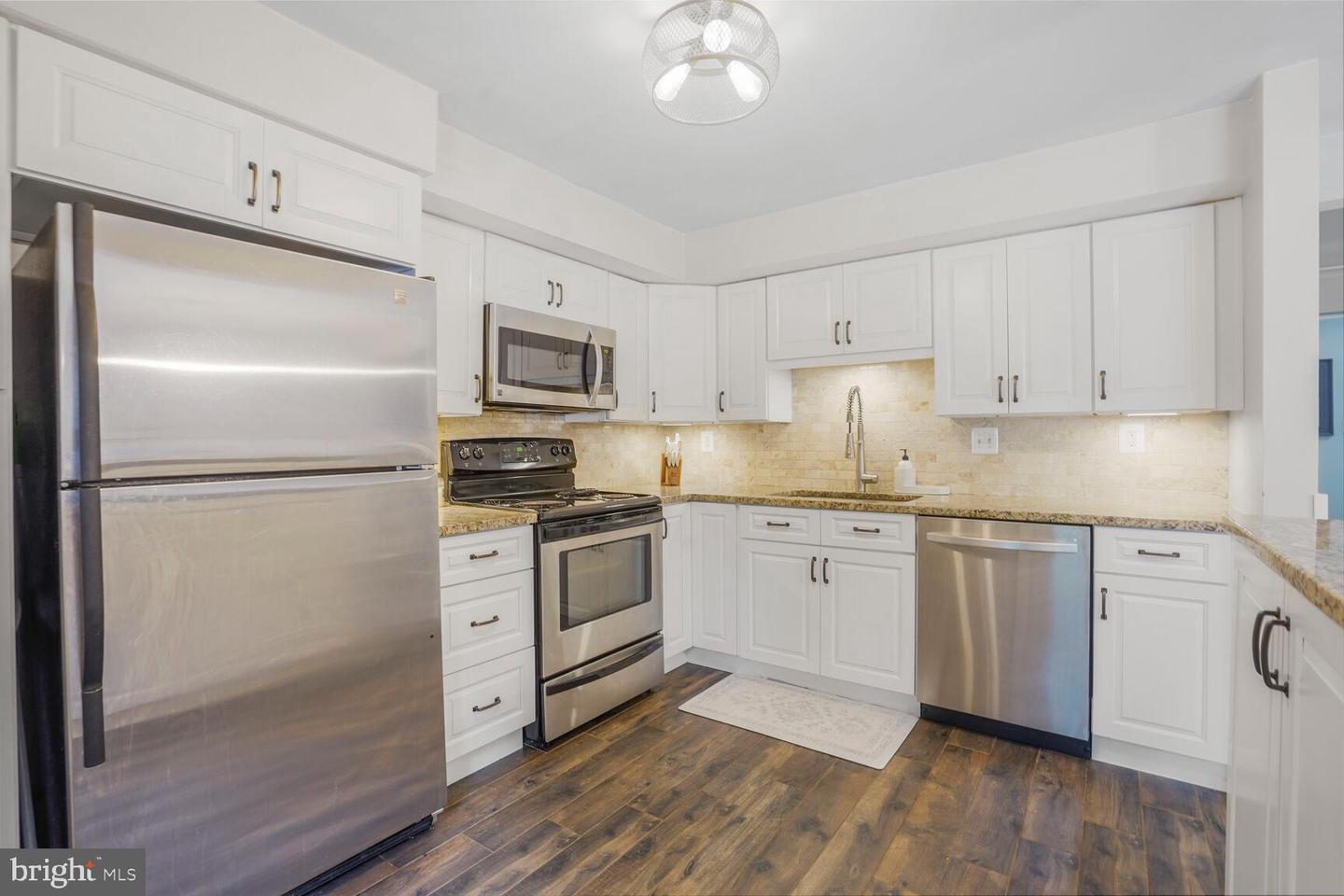5810 CANVASBACK RD, BURKE, Virginia 22015, 3 Bedrooms Bedrooms, ,3 BathroomsBathrooms,Residential,For sale,5810 CANVASBACK RD,VAFX2237656 MLS # VAFX2237656