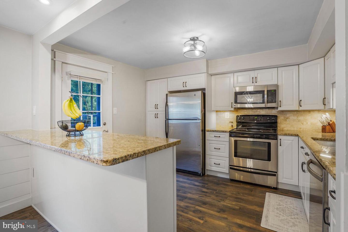 5810 CANVASBACK RD, BURKE, Virginia 22015, 3 Bedrooms Bedrooms, ,3 BathroomsBathrooms,Residential,For sale,5810 CANVASBACK RD,VAFX2237656 MLS # VAFX2237656