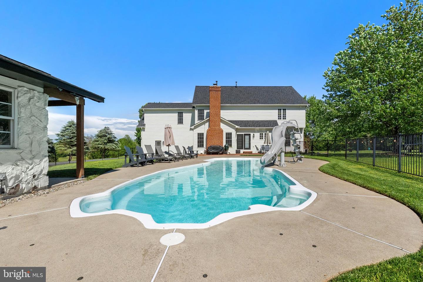 37000 CARDIGAN PL, PURCELLVILLE, Virginia 20132, 4 Bedrooms Bedrooms, ,4 BathroomsBathrooms,Residential,For sale,37000 CARDIGAN PL,VALO2095212 MLS # VALO2095212