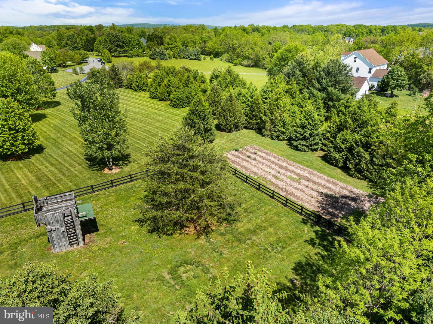 37000 CARDIGAN PL, PURCELLVILLE, Virginia 20132, 4 Bedrooms Bedrooms, ,4 BathroomsBathrooms,Residential,For sale,37000 CARDIGAN PL,VALO2095212 MLS # VALO2095212