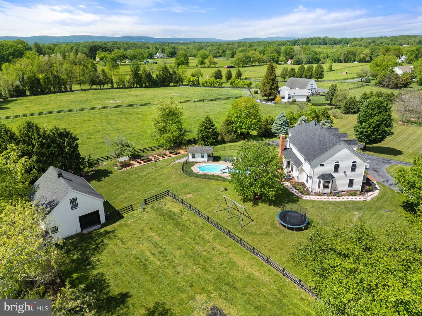 37000 CARDIGAN PL, PURCELLVILLE, Virginia 20132, 4 Bedrooms Bedrooms, ,4 BathroomsBathrooms,Residential,For sale,37000 CARDIGAN PL,VALO2095212 MLS # VALO2095212