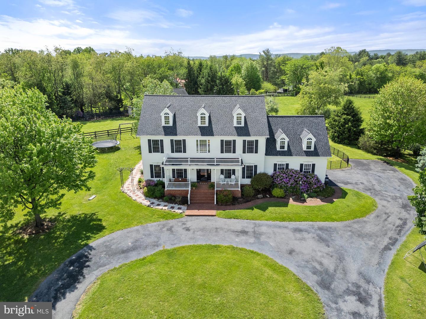 37000 CARDIGAN PL, PURCELLVILLE, Virginia 20132, 4 Bedrooms Bedrooms, ,4 BathroomsBathrooms,Residential,For sale,37000 CARDIGAN PL,VALO2095212 MLS # VALO2095212