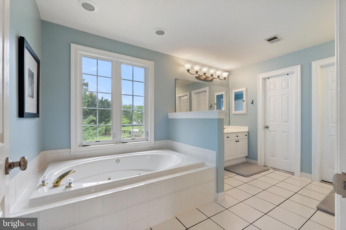 37000 CARDIGAN PL, PURCELLVILLE, Virginia 20132, 4 Bedrooms Bedrooms, ,4 BathroomsBathrooms,Residential,For sale,37000 CARDIGAN PL,VALO2095212 MLS # VALO2095212
