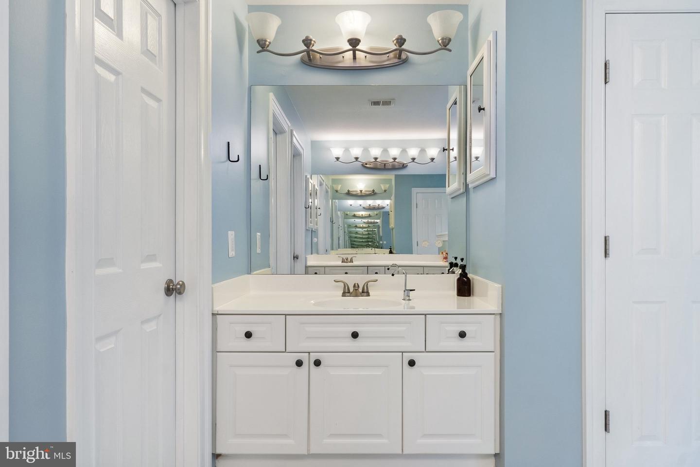 37000 CARDIGAN PL, PURCELLVILLE, Virginia 20132, 4 Bedrooms Bedrooms, ,4 BathroomsBathrooms,Residential,For sale,37000 CARDIGAN PL,VALO2095212 MLS # VALO2095212