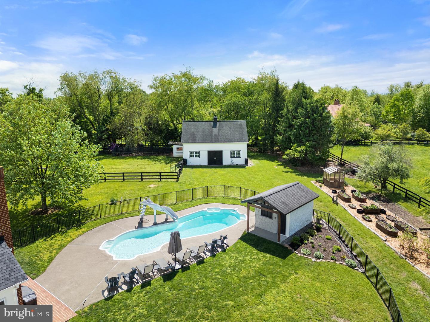 37000 CARDIGAN PL, PURCELLVILLE, Virginia 20132, 4 Bedrooms Bedrooms, ,4 BathroomsBathrooms,Residential,For sale,37000 CARDIGAN PL,VALO2095212 MLS # VALO2095212