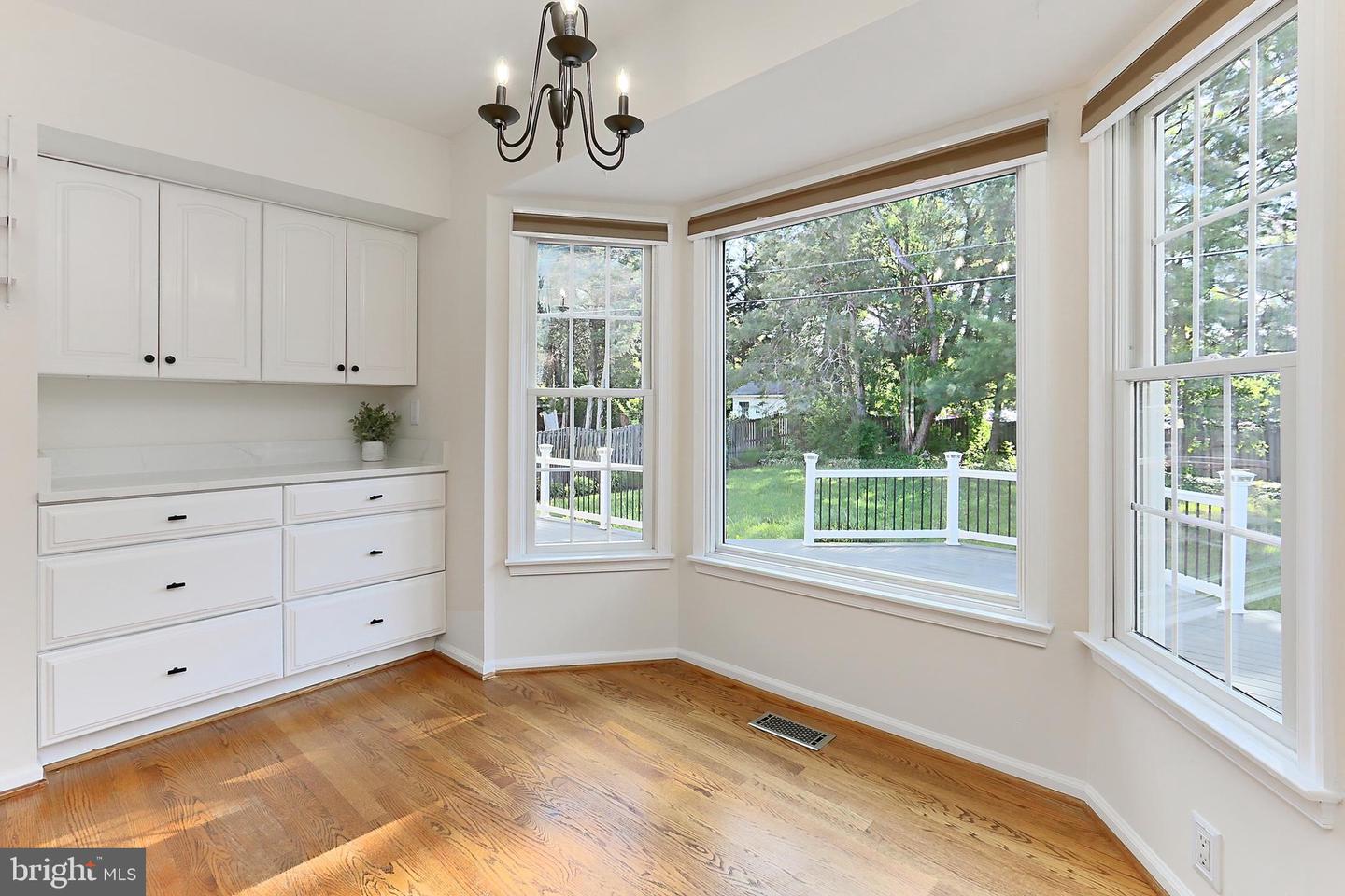 13407 BROOKFIELD DR, CHANTILLY, Virginia 20151, 4 Bedrooms Bedrooms, ,2 BathroomsBathrooms,Residential,For sale,13407 BROOKFIELD DR,VAFX2237734 MLS # VAFX2237734