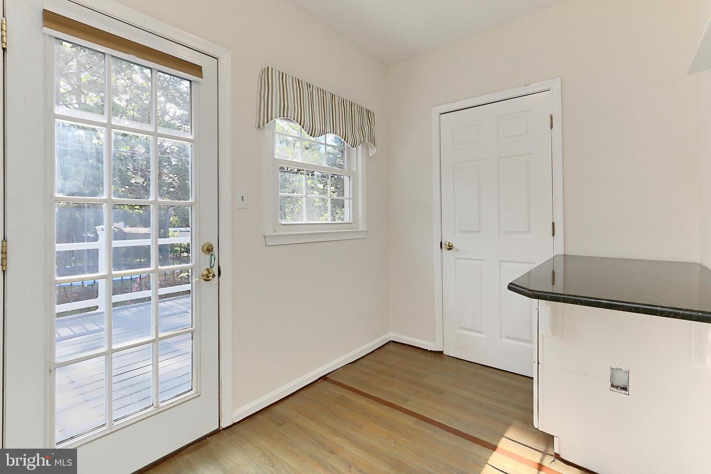 13407 BROOKFIELD DR, CHANTILLY, Virginia 20151, 4 Bedrooms Bedrooms, ,2 BathroomsBathrooms,Residential,For sale,13407 BROOKFIELD DR,VAFX2237734 MLS # VAFX2237734