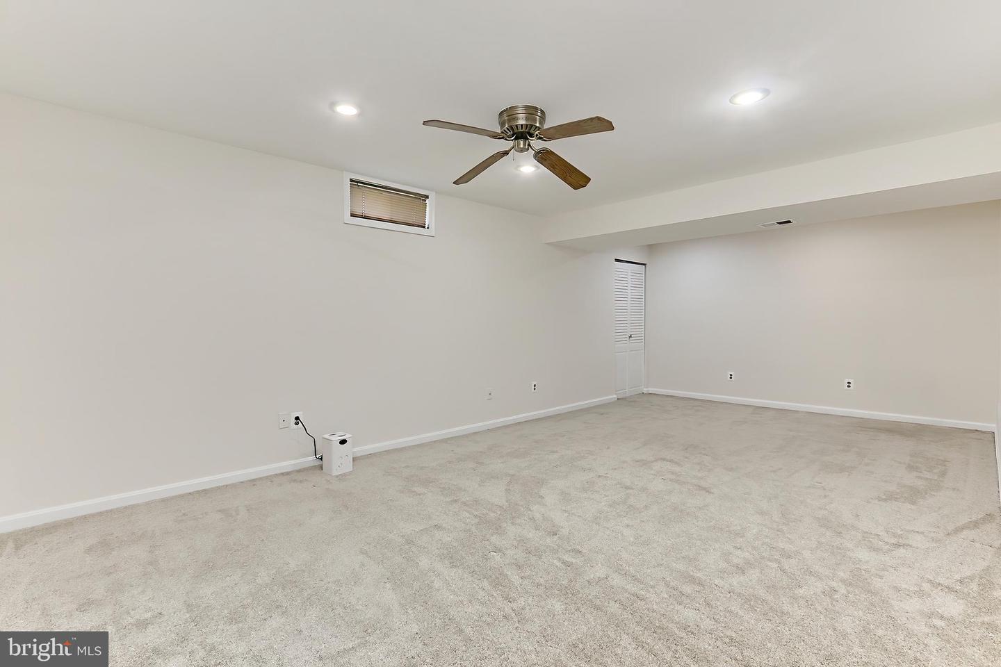 13407 BROOKFIELD DR, CHANTILLY, Virginia 20151, 4 Bedrooms Bedrooms, ,2 BathroomsBathrooms,Residential,For sale,13407 BROOKFIELD DR,VAFX2237734 MLS # VAFX2237734