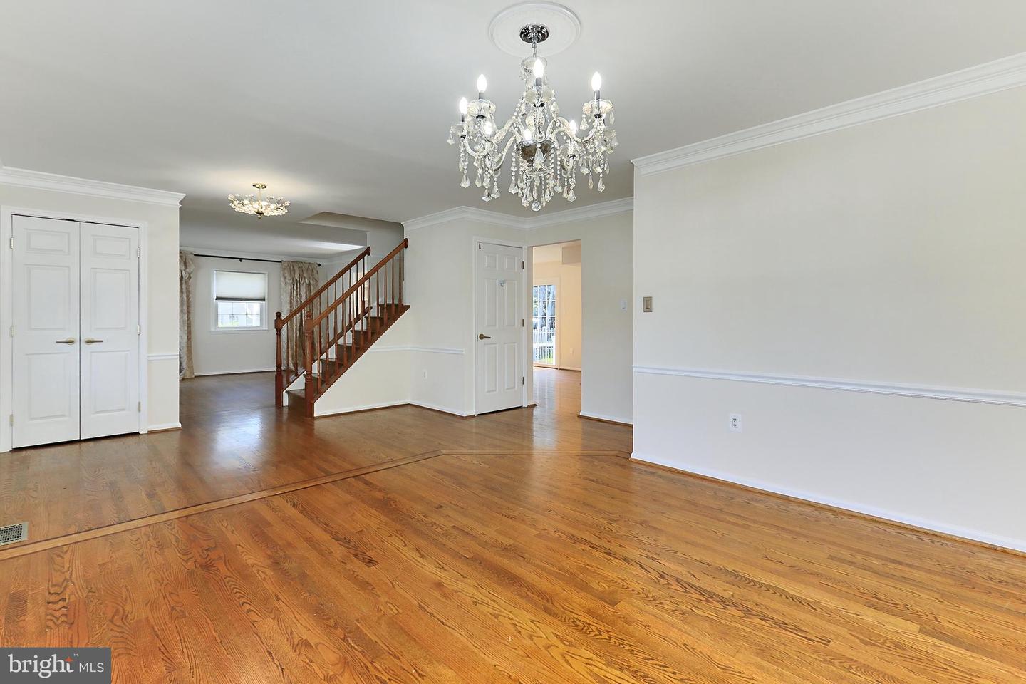 13407 BROOKFIELD DR, CHANTILLY, Virginia 20151, 4 Bedrooms Bedrooms, ,2 BathroomsBathrooms,Residential,For sale,13407 BROOKFIELD DR,VAFX2237734 MLS # VAFX2237734