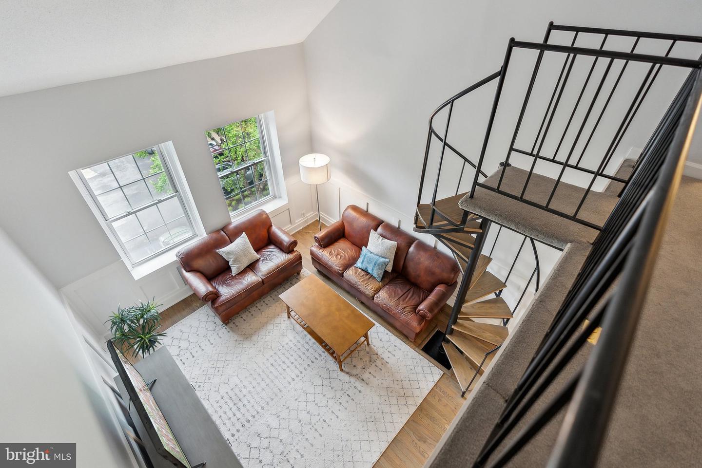 3031 S COLUMBUS ST #C2, ARLINGTON, Virginia 22206, 2 Bedrooms Bedrooms, ,1 BathroomBathrooms,Residential,For sale,3031 S COLUMBUS ST #C2,VAAR2056820 MLS # VAAR2056820