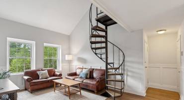 3031 S COLUMBUS ST #C2, ARLINGTON, Virginia 22206, 2 Bedrooms Bedrooms, ,1 BathroomBathrooms,Residential,For sale,3031 S COLUMBUS ST #C2,VAAR2056820 MLS # VAAR2056820