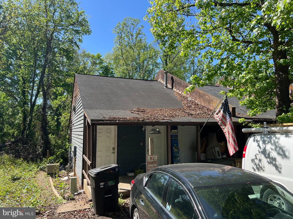 218 STRIBLING AVE, CHARLOTTESVILLE, Virginia, ,Residential,218 STRIBLING AVE,VACO2000172 MLS # VACO2000172