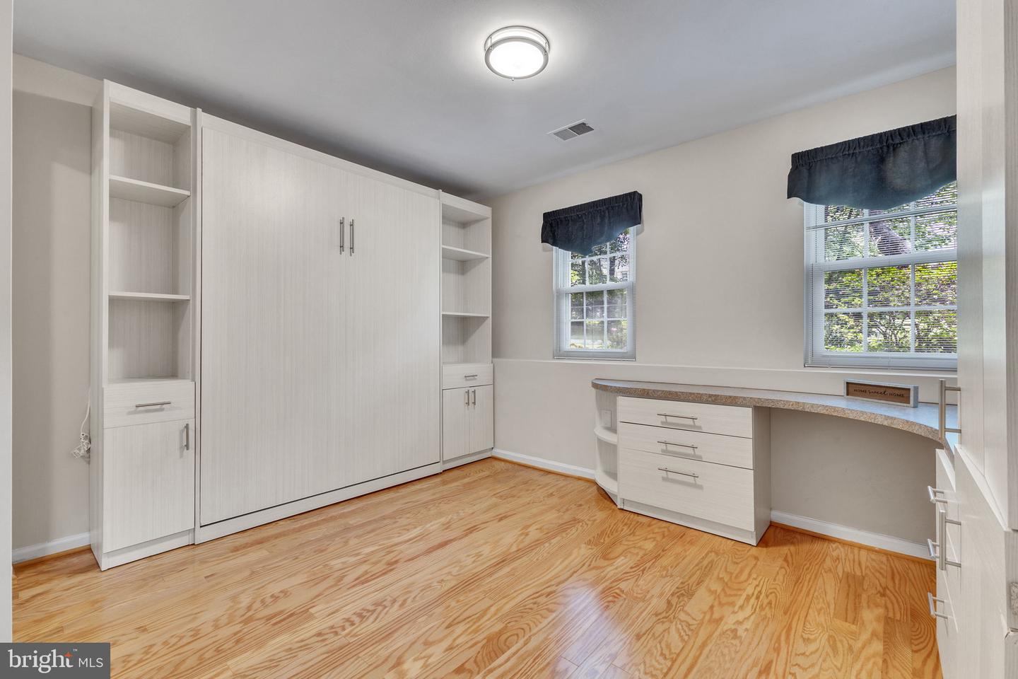 10062 WOOD SORRELS LN, BURKE, Virginia 22015, 3 Bedrooms Bedrooms, ,2 BathroomsBathrooms,Residential,For sale,10062 WOOD SORRELS LN,VAFX2237896 MLS # VAFX2237896