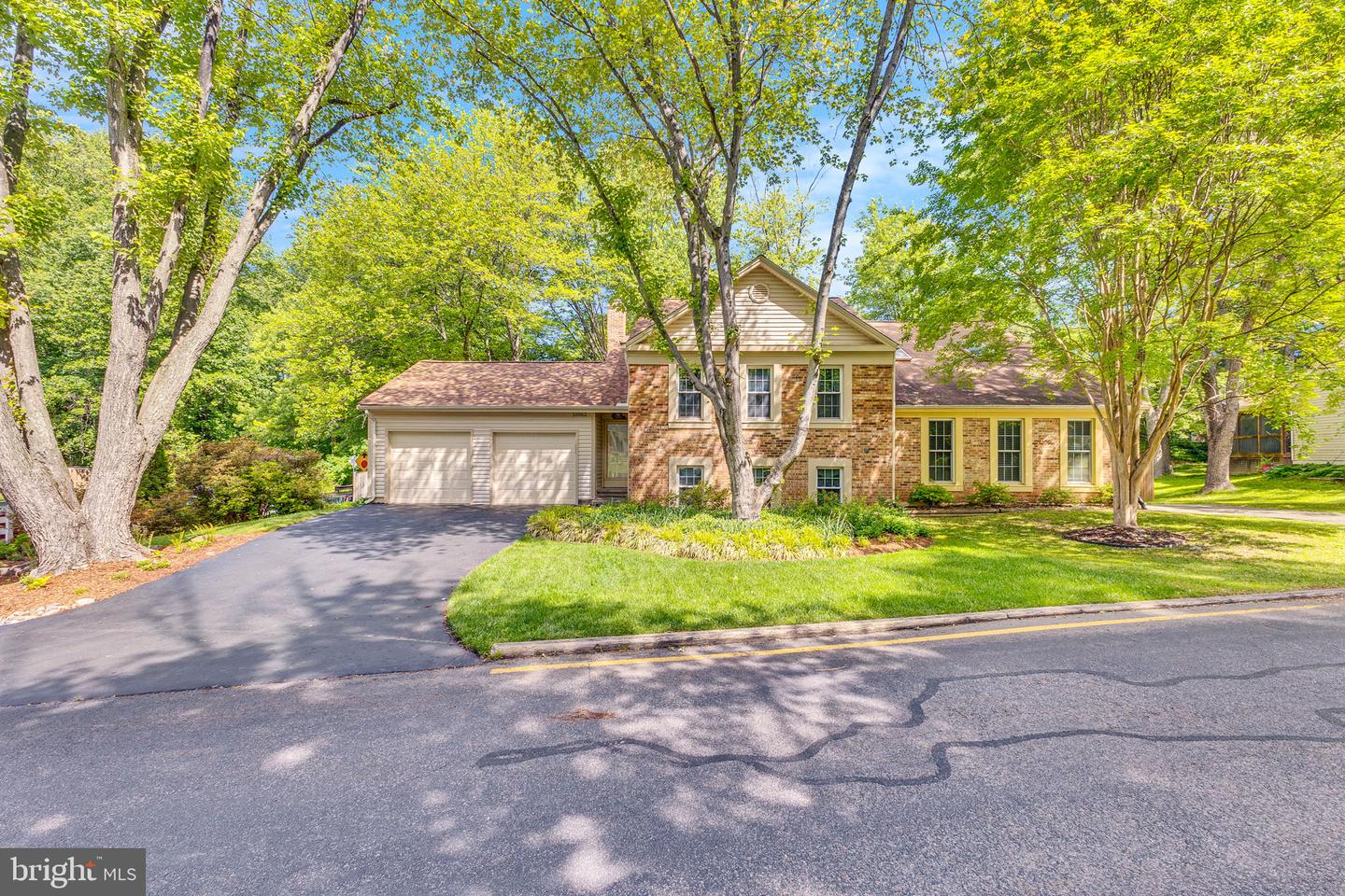 10062 WOOD SORRELS LN, BURKE, Virginia 22015, 3 Bedrooms Bedrooms, ,2 BathroomsBathrooms,Residential,For sale,10062 WOOD SORRELS LN,VAFX2237896 MLS # VAFX2237896