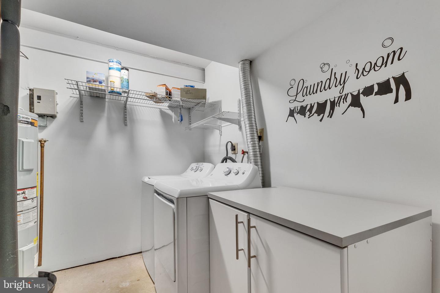 10062 WOOD SORRELS LN, BURKE, Virginia 22015, 3 Bedrooms Bedrooms, ,2 BathroomsBathrooms,Residential,For sale,10062 WOOD SORRELS LN,VAFX2237896 MLS # VAFX2237896