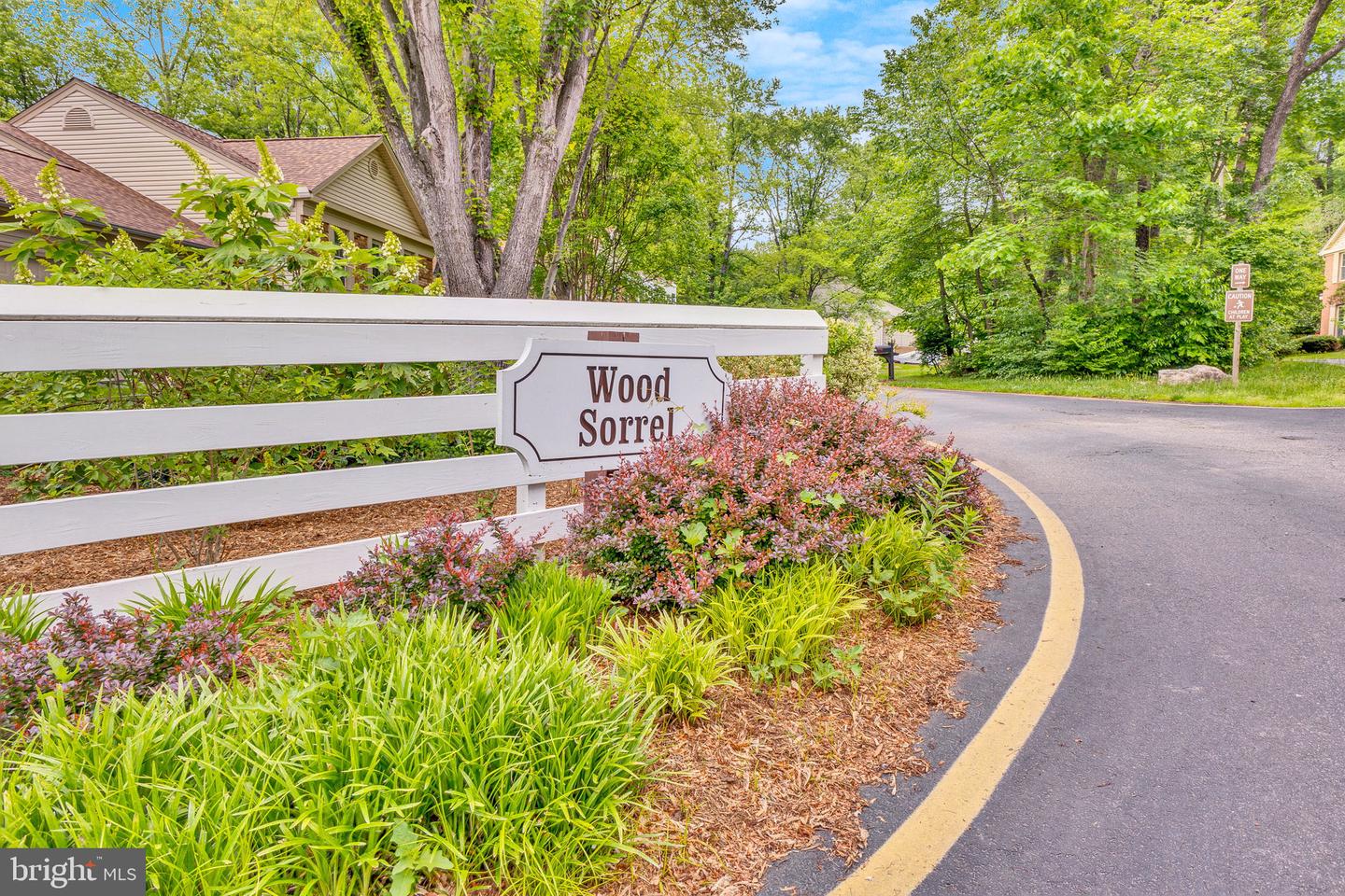 10062 WOOD SORRELS LN, BURKE, Virginia 22015, 3 Bedrooms Bedrooms, ,2 BathroomsBathrooms,Residential,For sale,10062 WOOD SORRELS LN,VAFX2237896 MLS # VAFX2237896