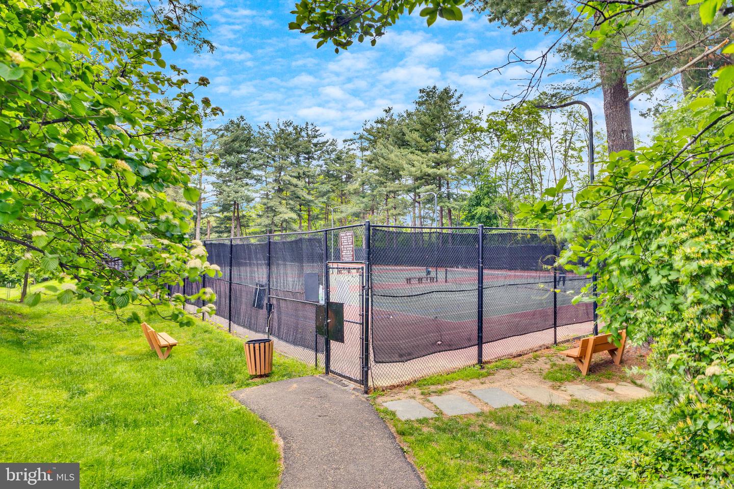 10062 WOOD SORRELS LN, BURKE, Virginia 22015, 3 Bedrooms Bedrooms, ,2 BathroomsBathrooms,Residential,For sale,10062 WOOD SORRELS LN,VAFX2237896 MLS # VAFX2237896
