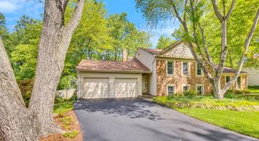10062 WOOD SORRELS LN, BURKE, Virginia 22015, 3 Bedrooms Bedrooms, ,2 BathroomsBathrooms,Residential,For sale,10062 WOOD SORRELS LN,VAFX2237896 MLS # VAFX2237896