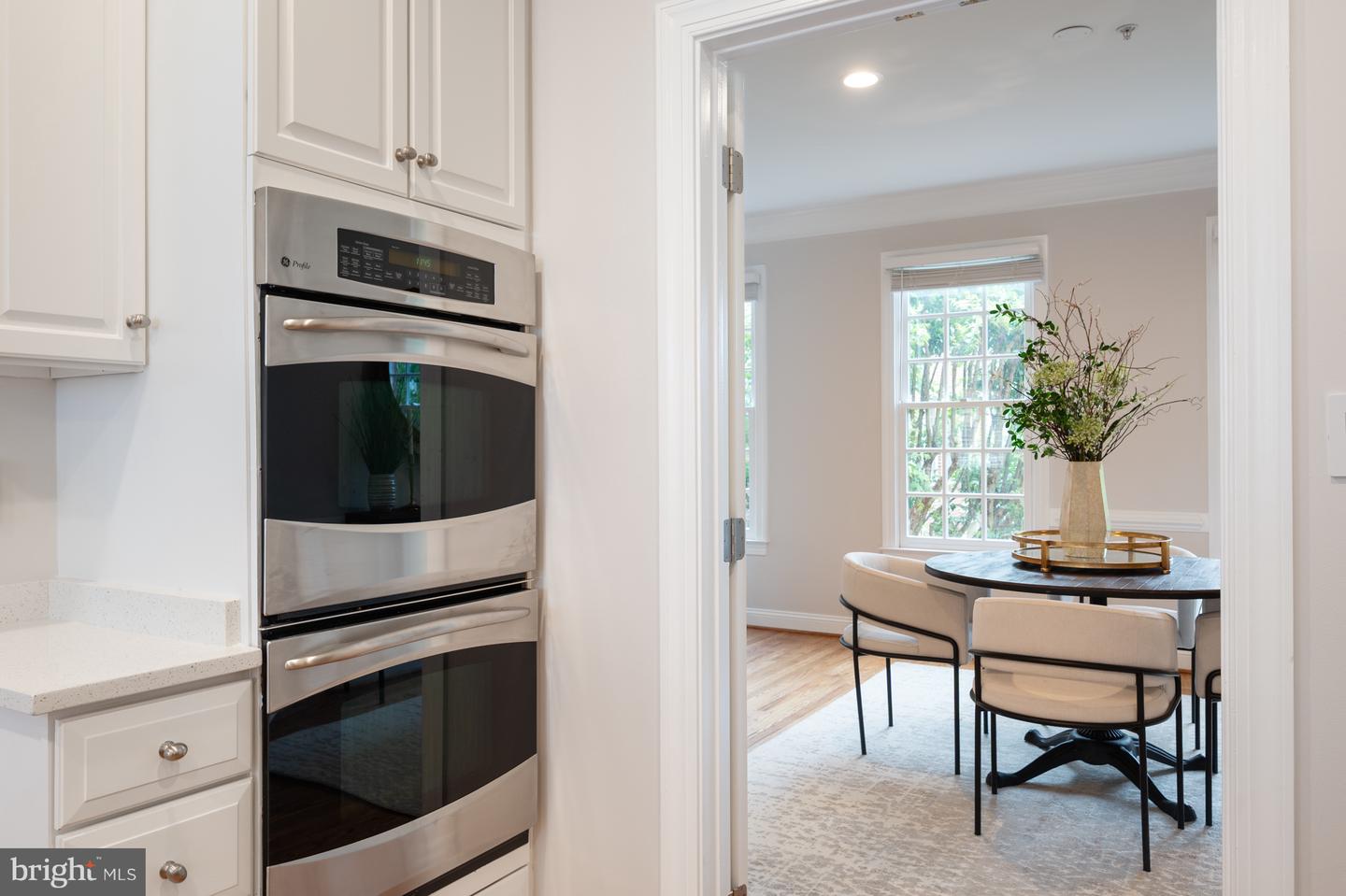 1225 ROUNDHOUSE LN, ALEXANDRIA, Virginia 22314, 3 Bedrooms Bedrooms, ,3 BathroomsBathrooms,Residential,For sale,1225 ROUNDHOUSE LN,VAAX2045010 MLS # VAAX2045010