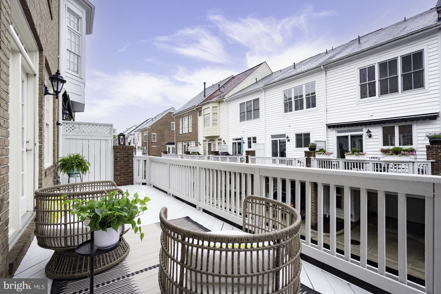 1225 ROUNDHOUSE LN, ALEXANDRIA, Virginia 22314, 3 Bedrooms Bedrooms, ,3 BathroomsBathrooms,Residential,For sale,1225 ROUNDHOUSE LN,VAAX2045010 MLS # VAAX2045010
