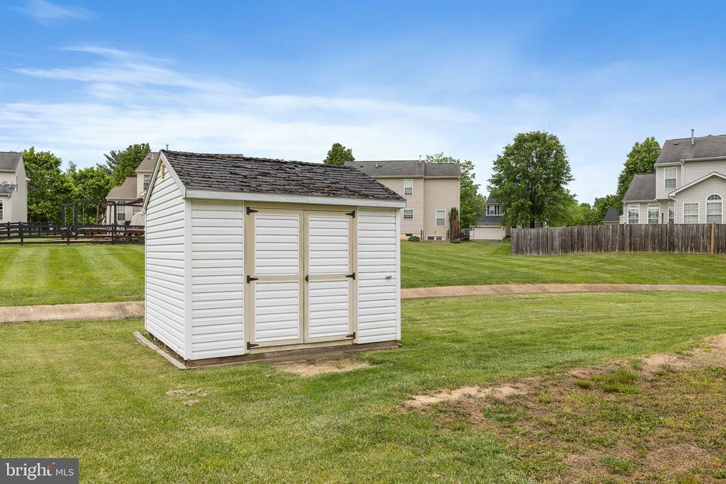 9696 LOGAN JAY DR, BEALETON, Virginia, 4 Bedrooms Bedrooms, ,3 BathroomsBathrooms,Residential,9696 LOGAN JAY DR,VAFQ2016530 MLS # VAFQ2016530