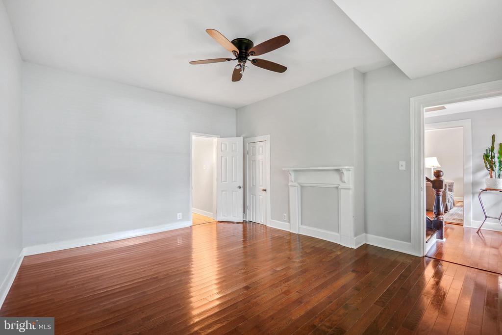 100 E MARSHALL ST, REMINGTON, Virginia 22734, 4 Bedrooms Bedrooms, ,3 BathroomsBathrooms,Residential,100 E MARSHALL ST,VAFQ2016534 MLS # VAFQ2016534