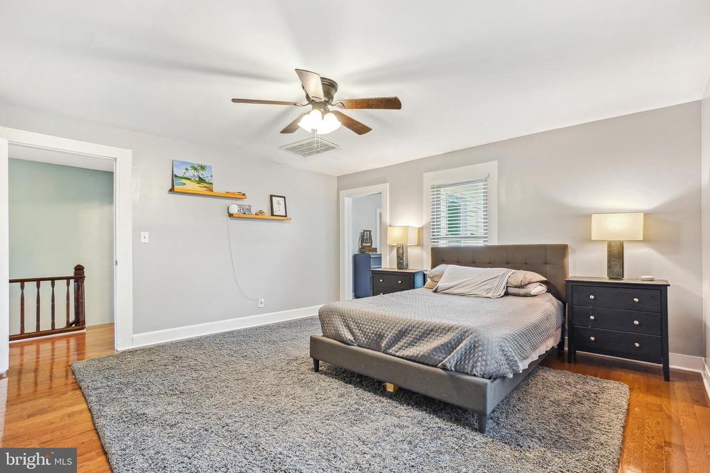 100 E MARSHALL ST, REMINGTON, Virginia 22734, 4 Bedrooms Bedrooms, ,3 BathroomsBathrooms,Residential,100 E MARSHALL ST,VAFQ2016534 MLS # VAFQ2016534