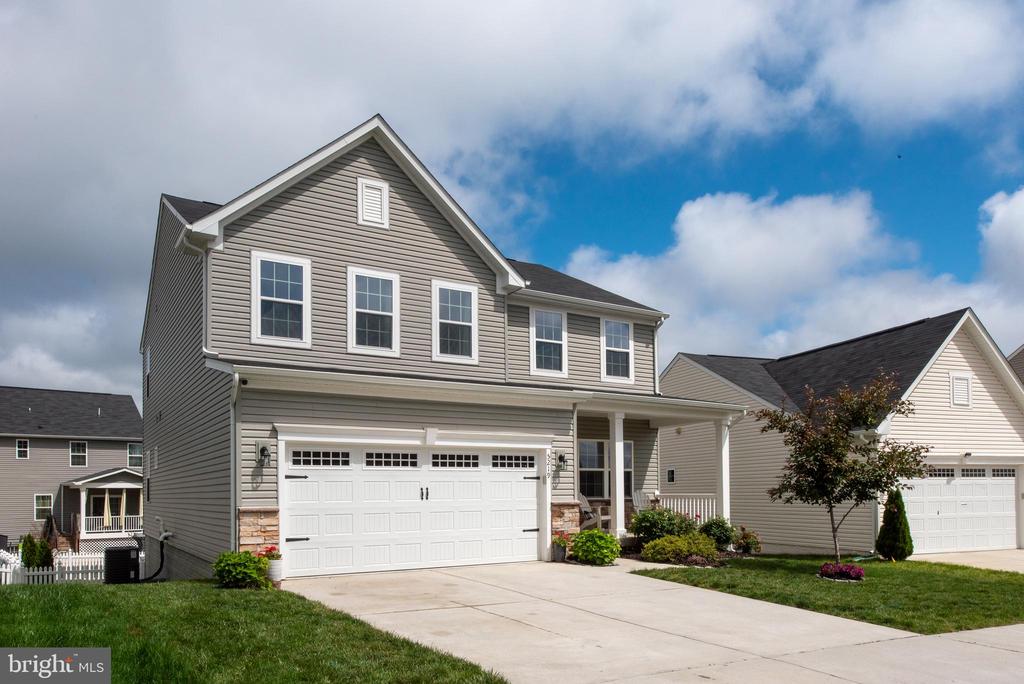 5219 ELK CREEK CIR, FREDERICKSBURG, Virginia 22407, 4 Bedrooms Bedrooms, ,3 BathroomsBathrooms,Residential,5219 ELK CREEK CIR,VASP2032882 MLS # VASP2032882